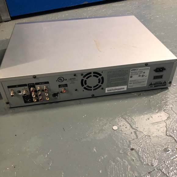 Lite on LVC 9016G BJR dvd recorder combo player - Picture 5 of 7